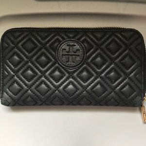 Tory Burch Marion Quilted Continental Zip Wallet
